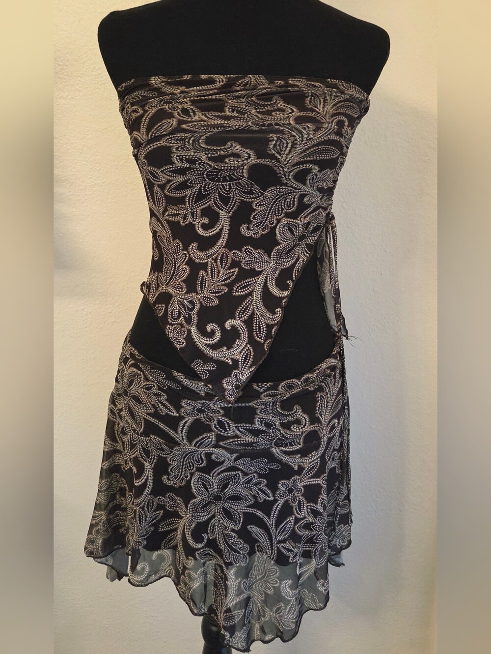 Black Strapless Two-peice Set with Cream Paisley Print